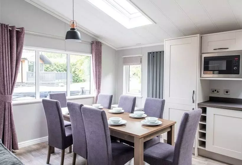 Lomakeskus Sandy Balls  Holiday Village