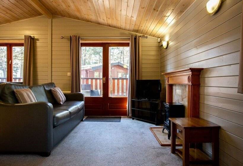 渡假胜地 Sandy Balls Holiday Village