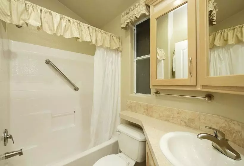 The Cottages At Golden Village Palms Rv Resort