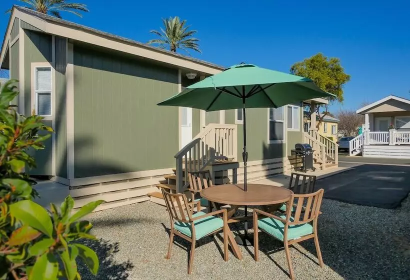 The Cottages At Golden Village Palms Rv Resort