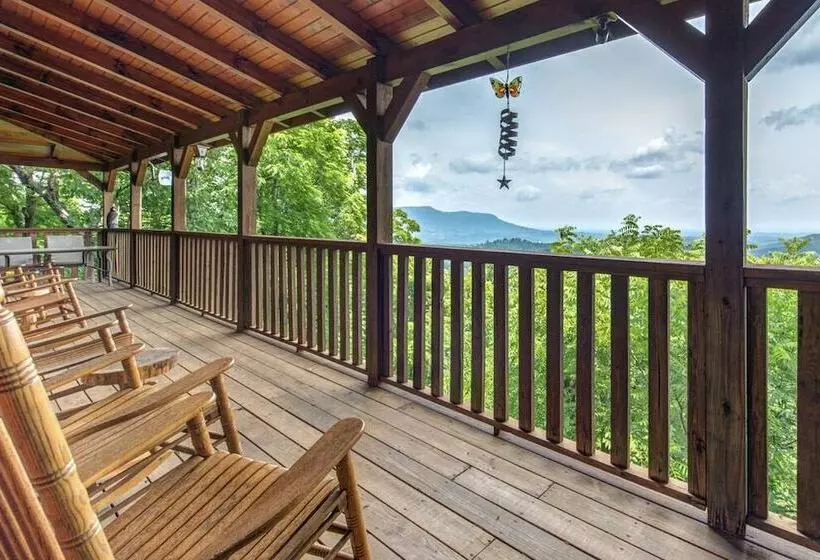 The Real Mccoy Stunning Views W/ Private Hot Tub