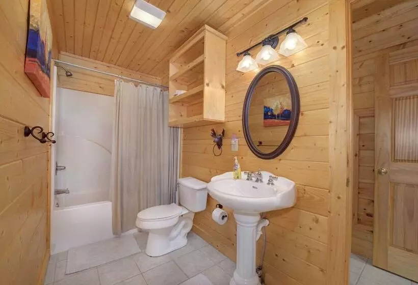 The Real Mccoy Stunning Views W/ Private Hot Tub