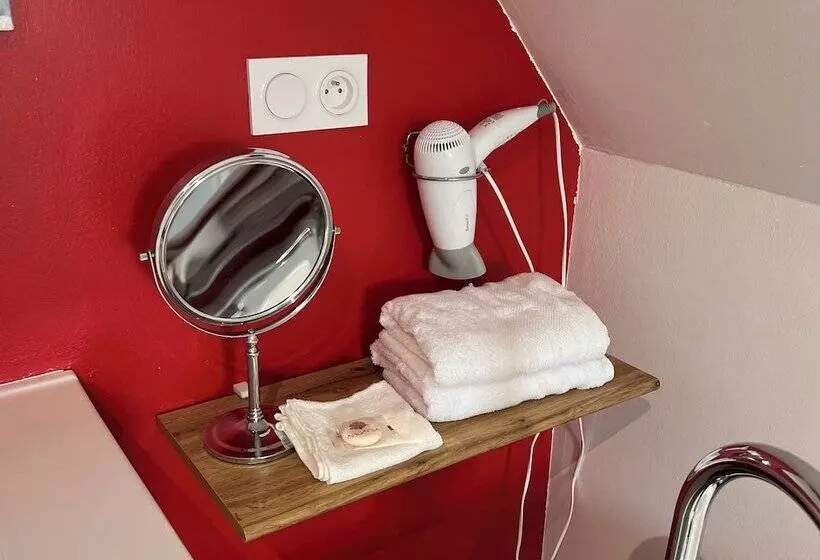 Aamiaismajoitus (B&B) Aux Charmes