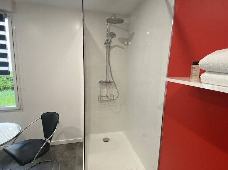 Bed and Breakfast Aux Charmes