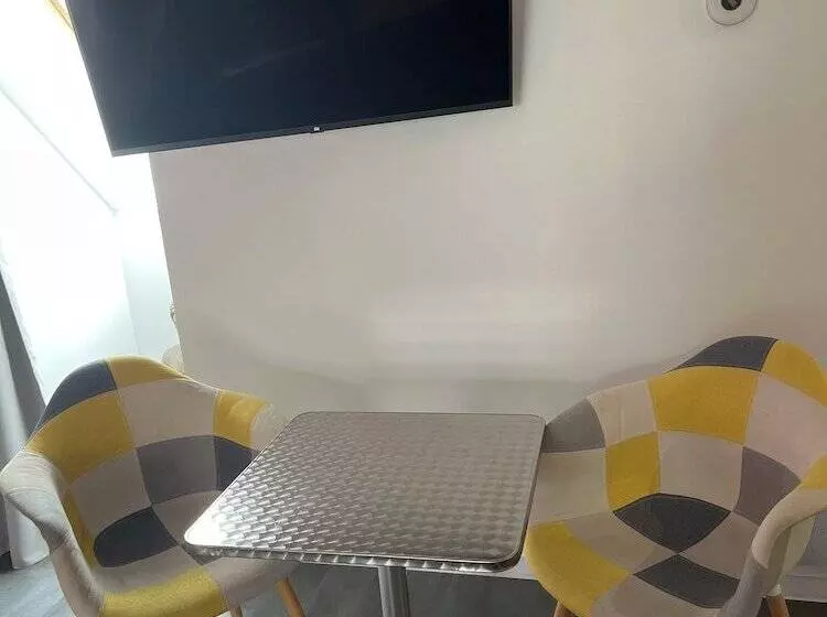 Aamiaismajoitus (B&B) Aux Charmes