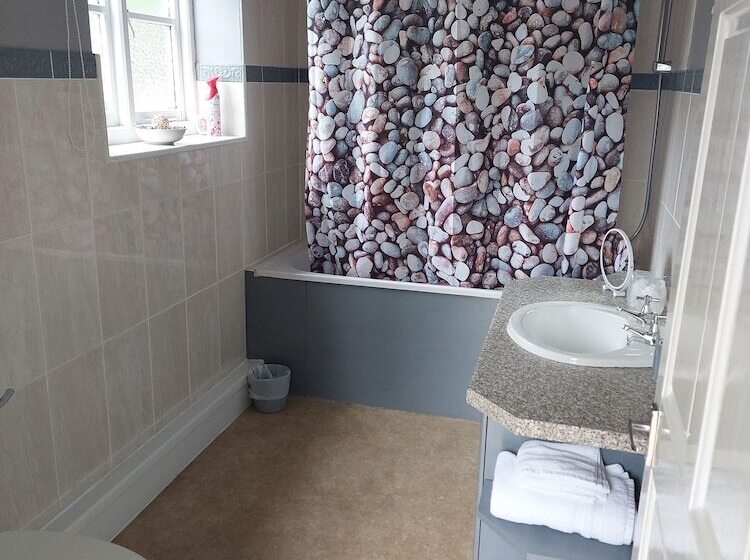 مبيت وإفطار The Cross Keys