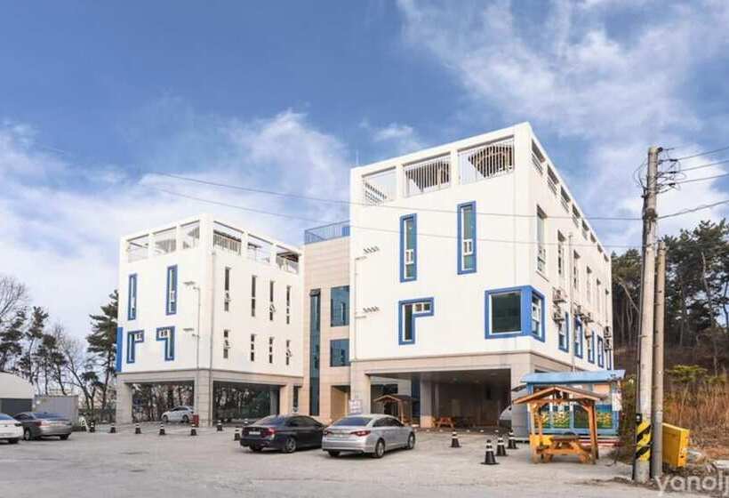 Daebudo Tourist Pension