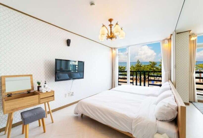 Gangneung Big Island Pension