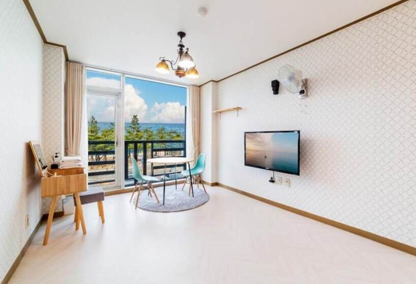 Gangneung Big Island Pension