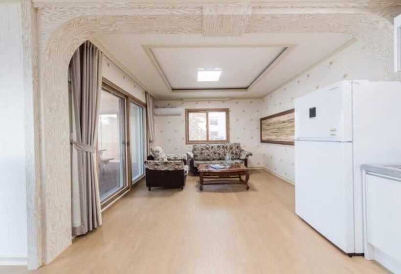 Gyeongju High Pension