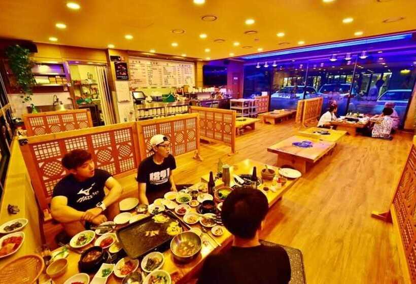 Gyeryongsan Donghaksa Toranga Pension