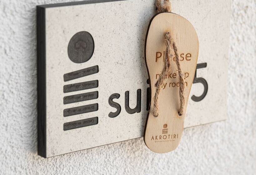 호텔 Akrotiri Olympus Luxury Suites Adults Only