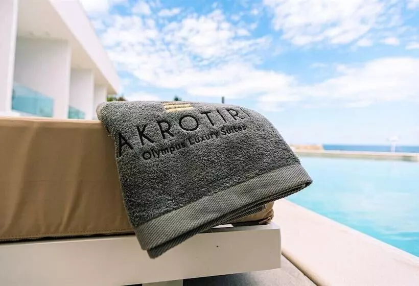 Hotelli Akrotiri Olympus Luxury Suites   Adults Only