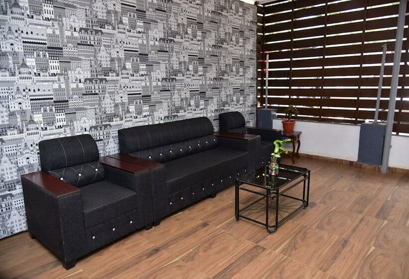 Hotel Baga Beach Paradise