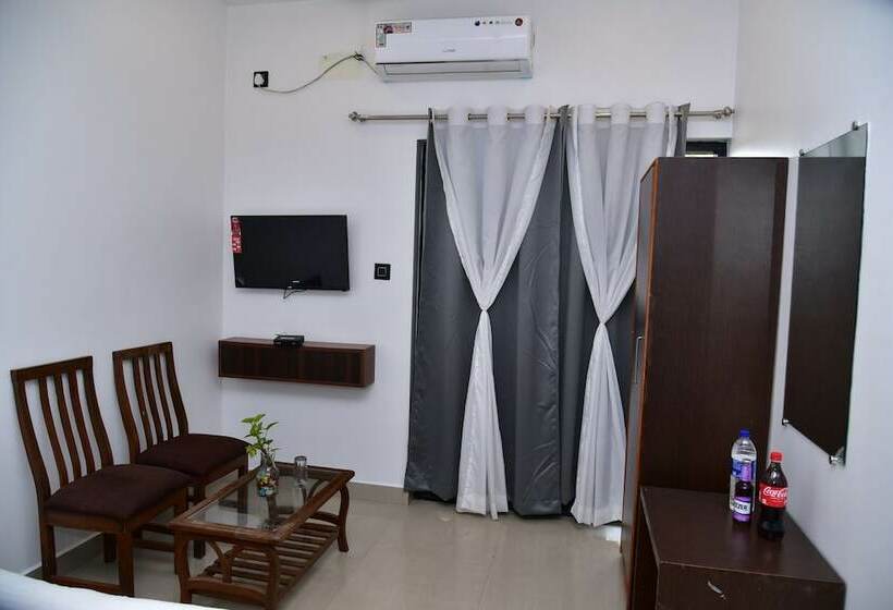 Hotel Baga Beach Paradise