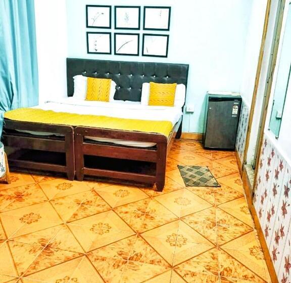 Hotel Baga Beach Paradise