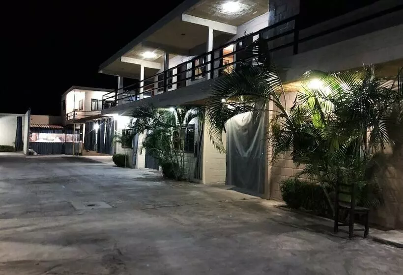 ホテル El Limon Inn