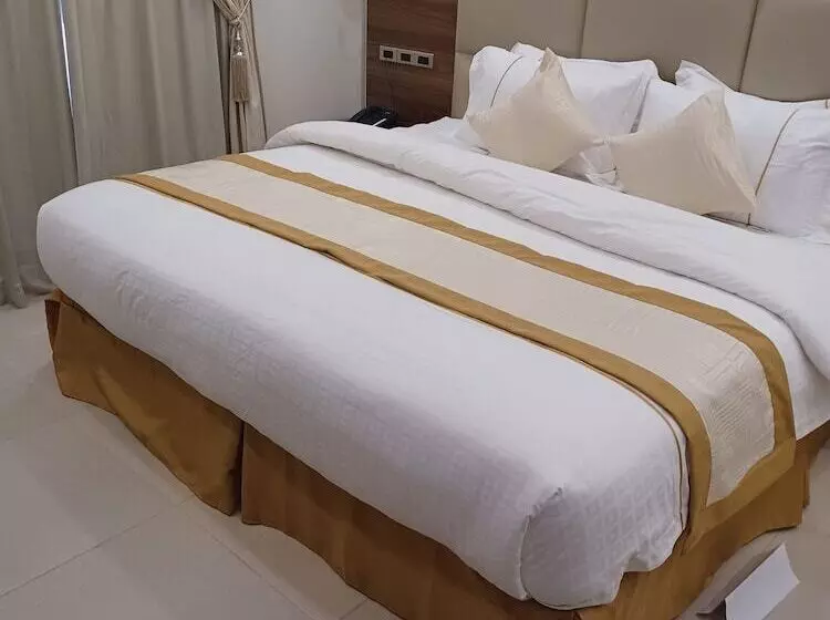 Hotelli Golden Elite