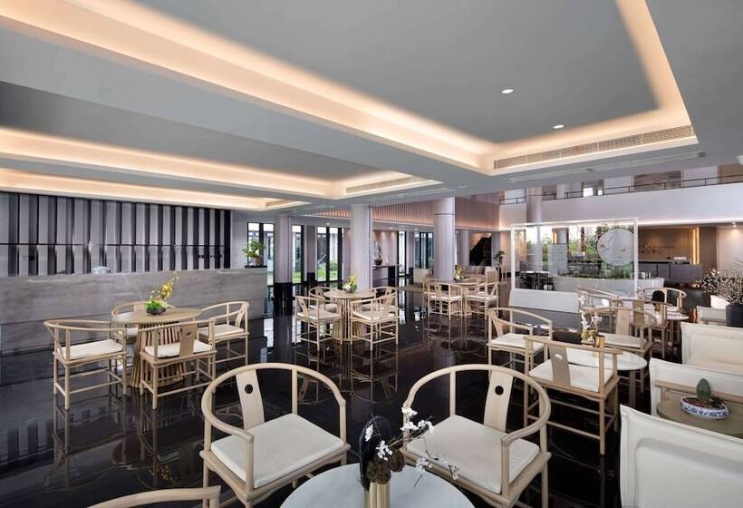 Otel Ramada Encore By Wyndham Jiusuo Downtown