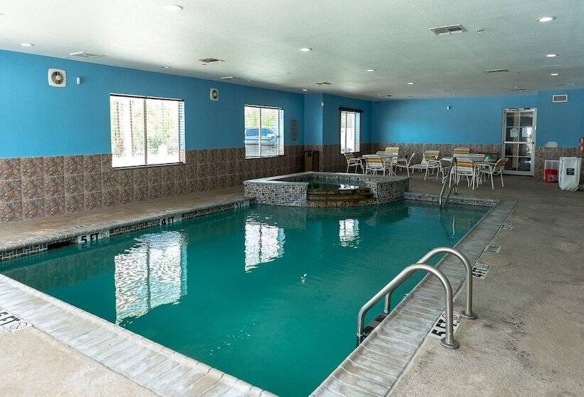 호텔 Rivers Inn And Suites