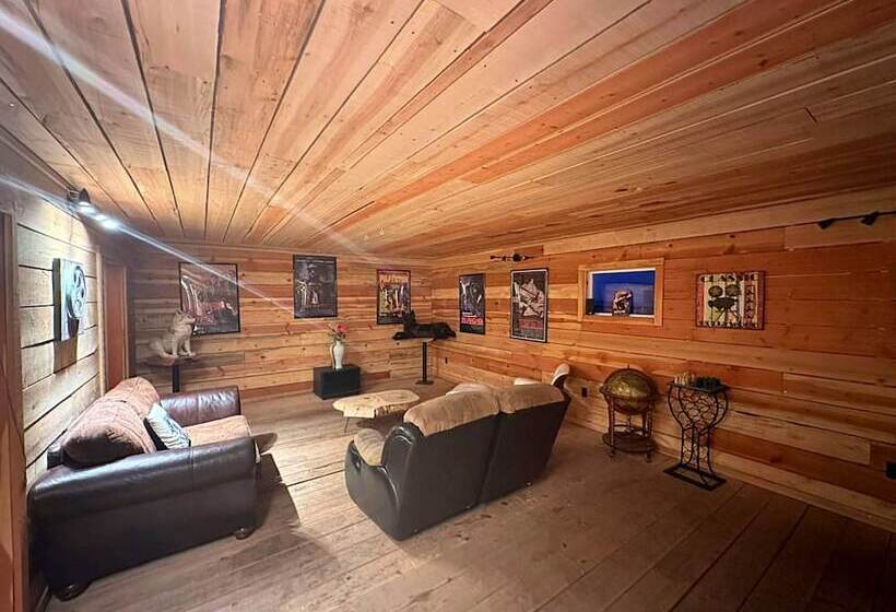 Hôtel Rural Utopia Feels Botanical Glampground And Micro Farm