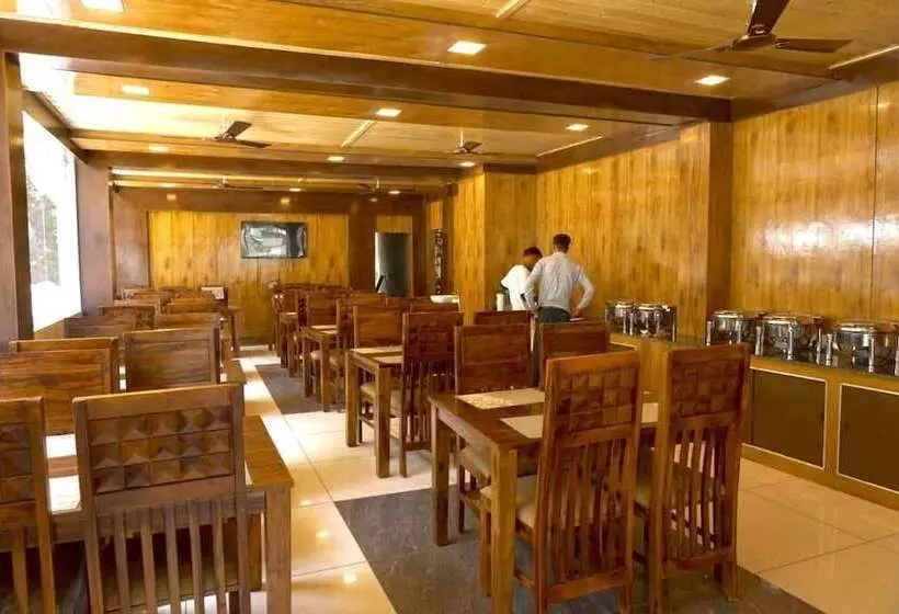 ホテル Vasudeva Inn