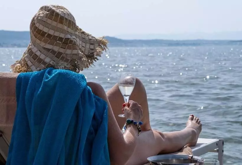 Hotelli Yaso S Suites