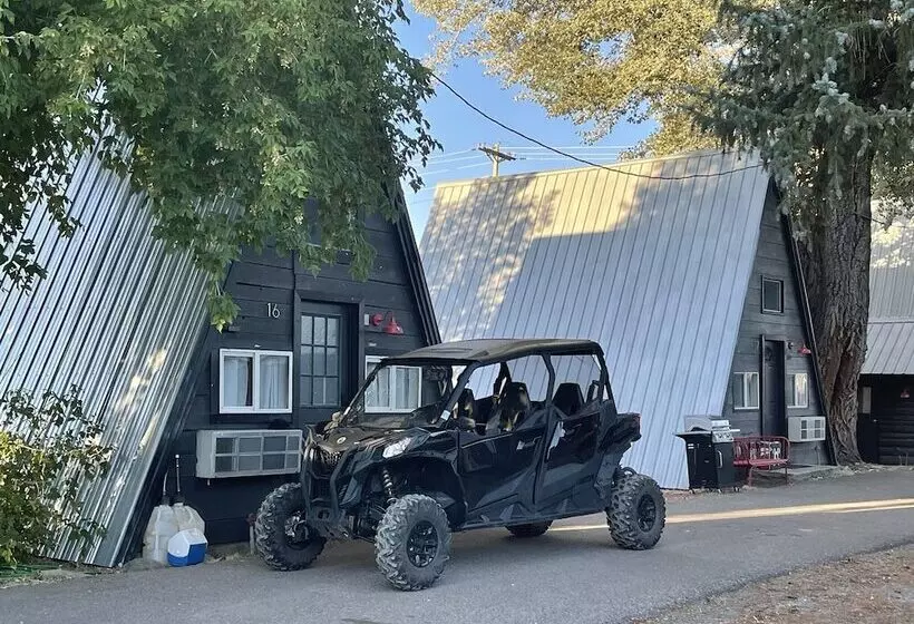 Motelli Trailhead Cabins & Lodging