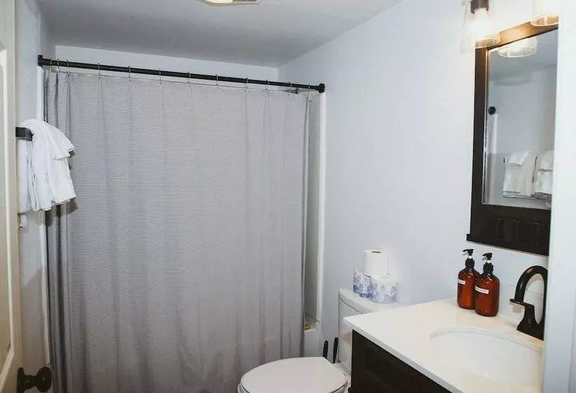 Motelli Trailhead Cabins & Lodging