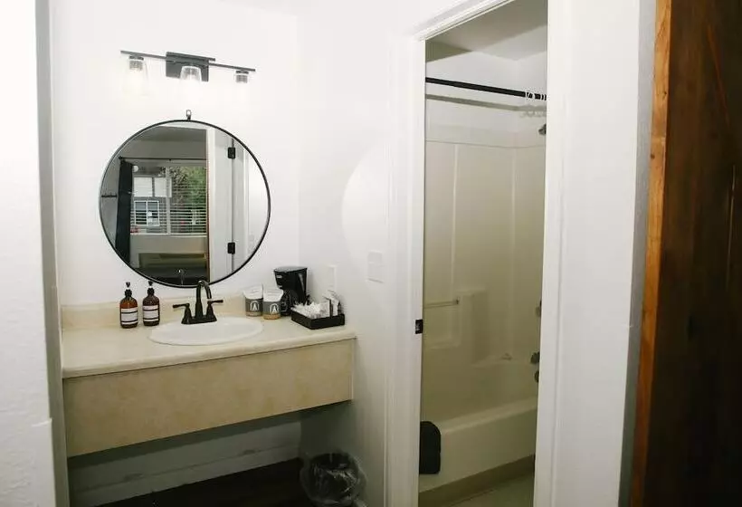 Motelli Trailhead Cabins & Lodging