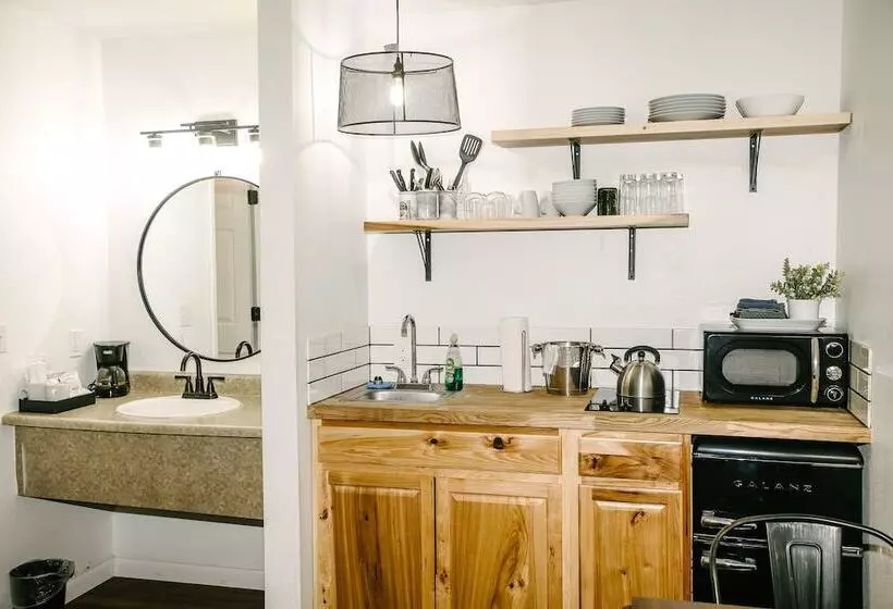 Motelli Trailhead Cabins & Lodging