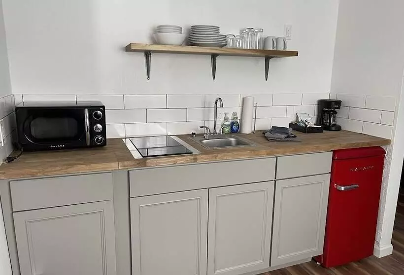 Motelli Trailhead Cabins & Lodging