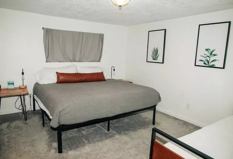 Motelli Trailhead Cabins & Lodging