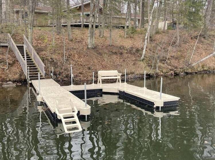 Oak Ridge Lake House