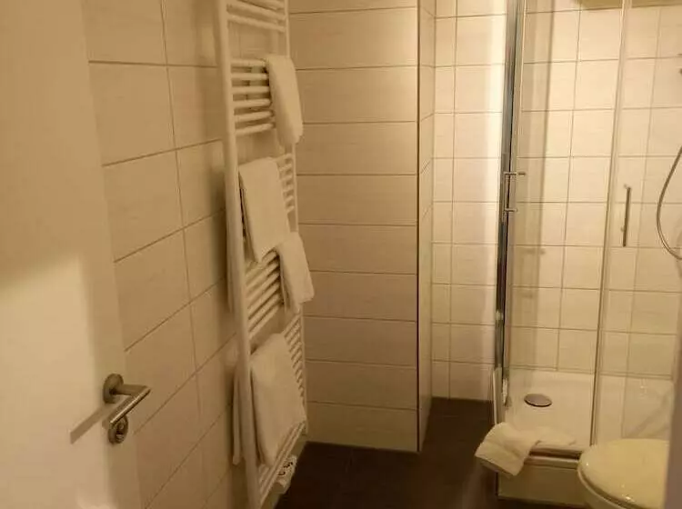 ペンション Gasthaus Adler Double Room With Private Bathroom And Garden View