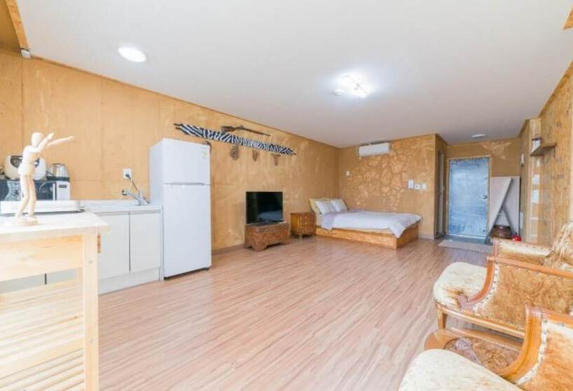 Pocheon Hwajeokyeon Pension