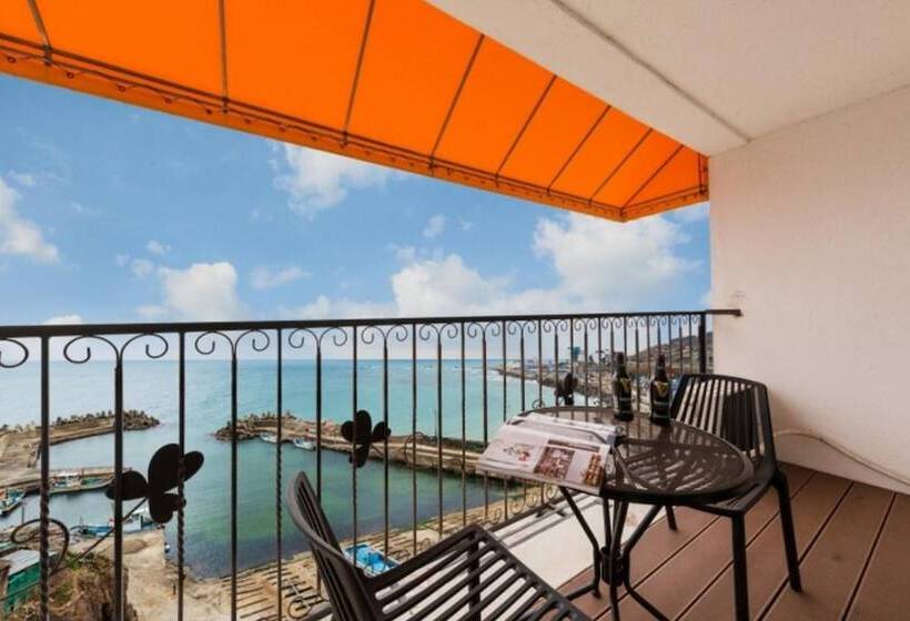 Pohang Blue Coral Pension