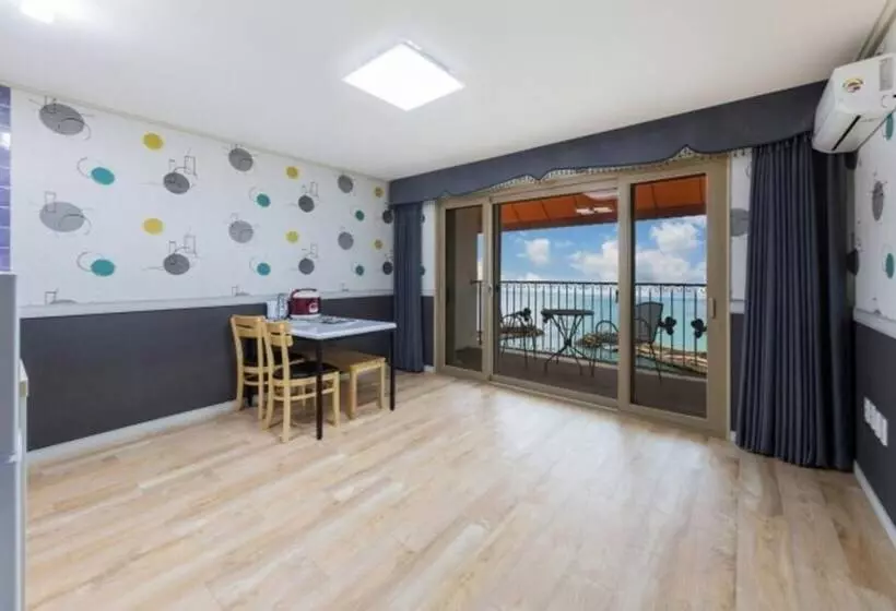 Pohang Blue Coral Pension