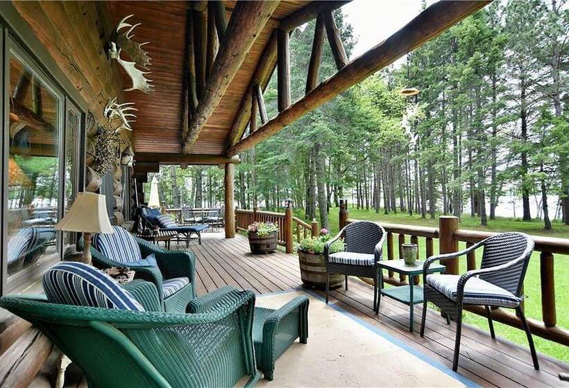 Two Bear Lodge On Lost Land Lake