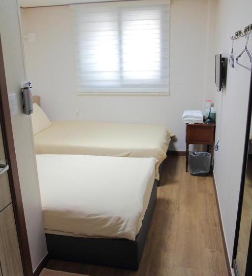 Hostel Myeongdong K Stay 2