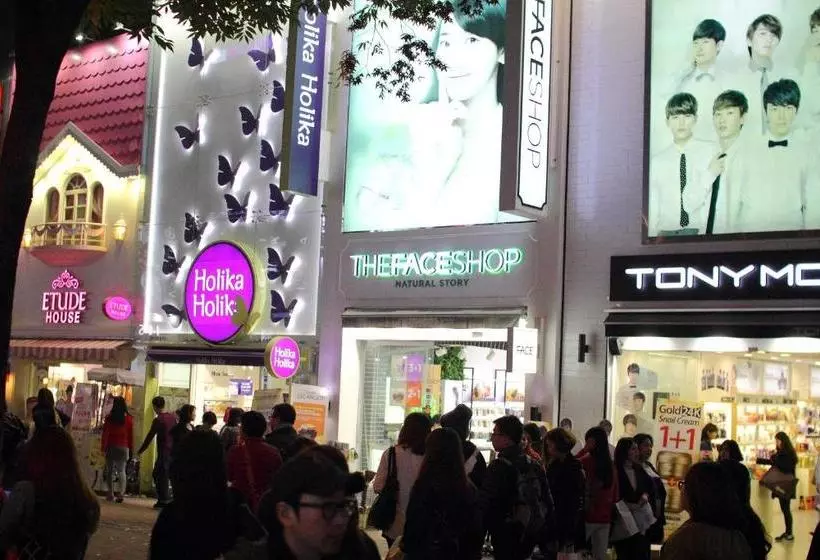 Общежитие Myeongdong K Stay 2