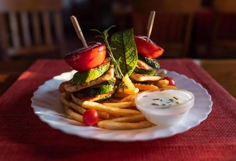 هتل Andrea Wellness Garden