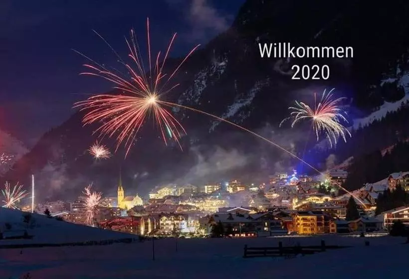 Отель Appartementhaus Chalet Sofie