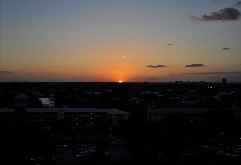 فندق Casa Del Sol On The Beach