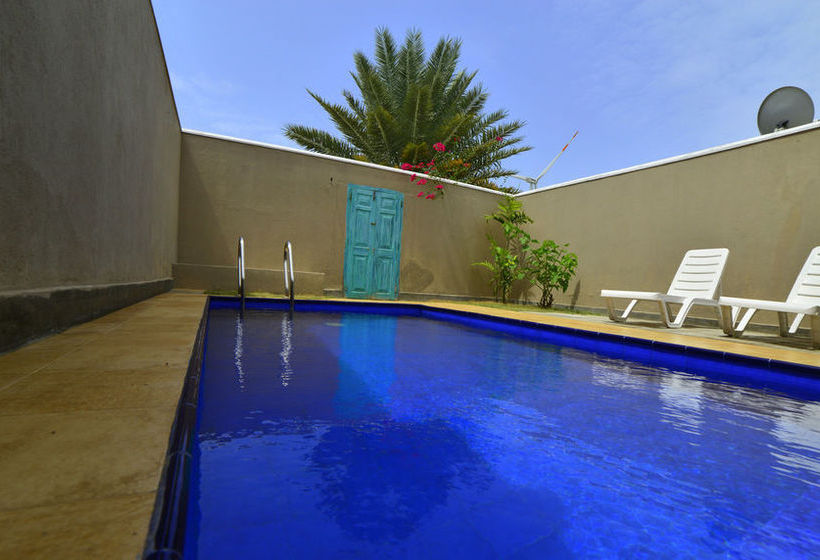 호텔 Divyaa Lagoon