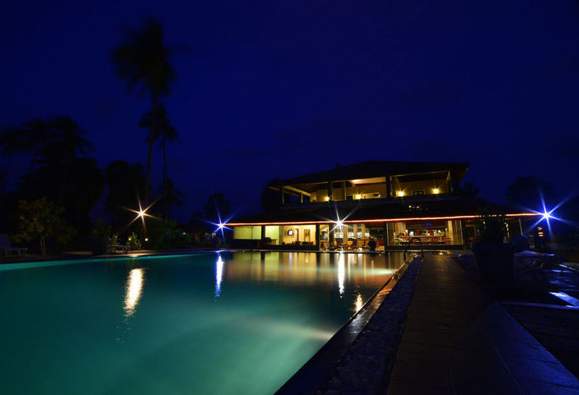 호텔 Divyaa Lagoon