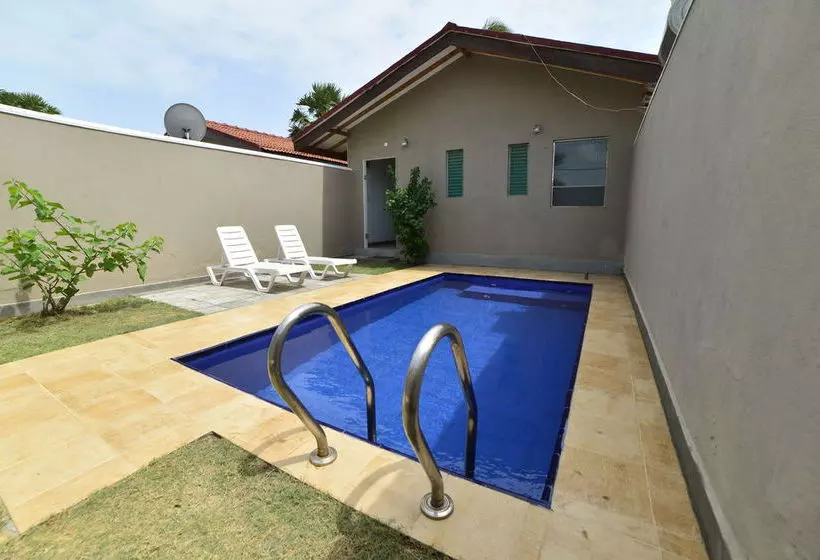 호텔 Divyaa Lagoon