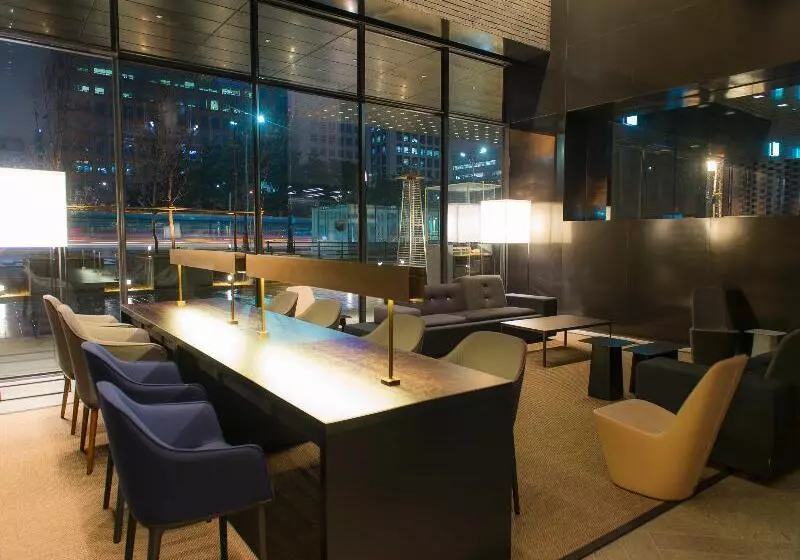 בית מלון כפרי Glad Yeouido