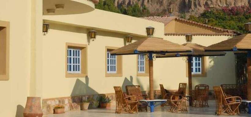 هتل International Hot Spring