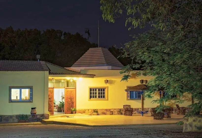 هتل International Hot Spring